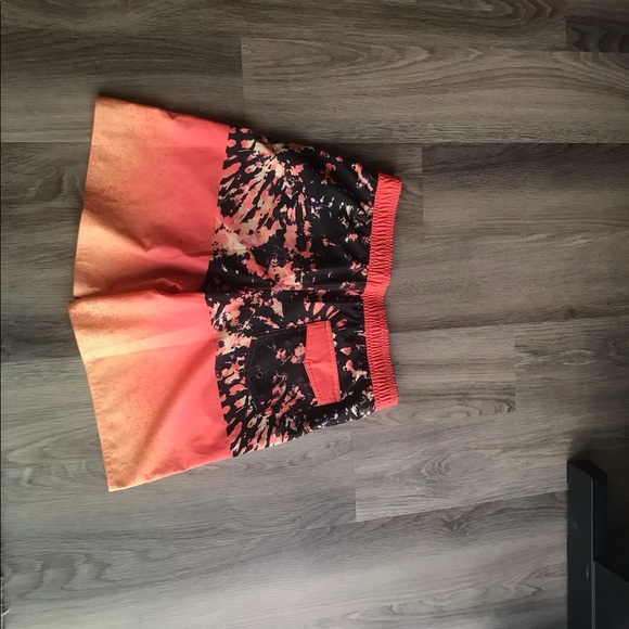 Boys swim shorts - Picture 2 of 2